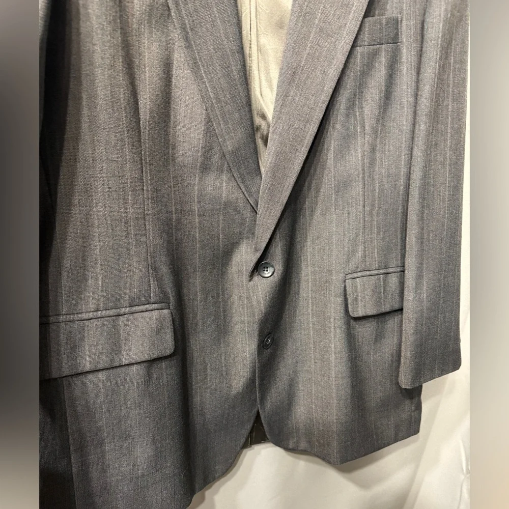 Imperial by Haggar - 2-Button Suit/Sports Coat - Gray w/tan line - Men’s Size 46